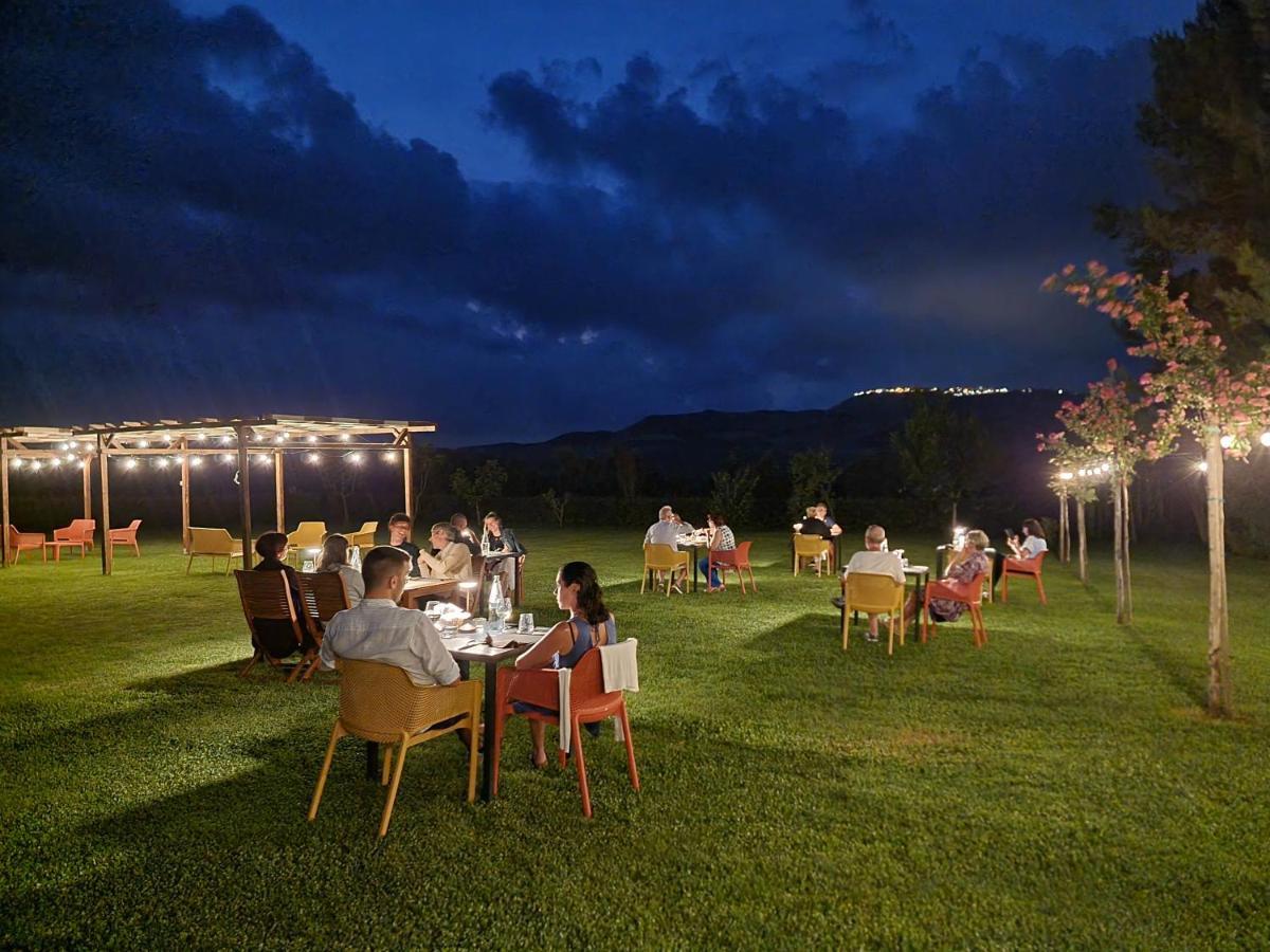 Agriturismo Essentia Dimora Rurale Larino Экстерьер фото
